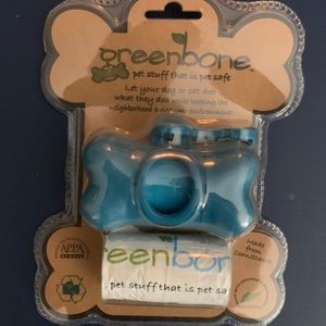 GreenBone Dispenser & Poop Bags